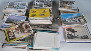 POSTCARDS - LARGE COLLECTION IN LOOSE ALBUM