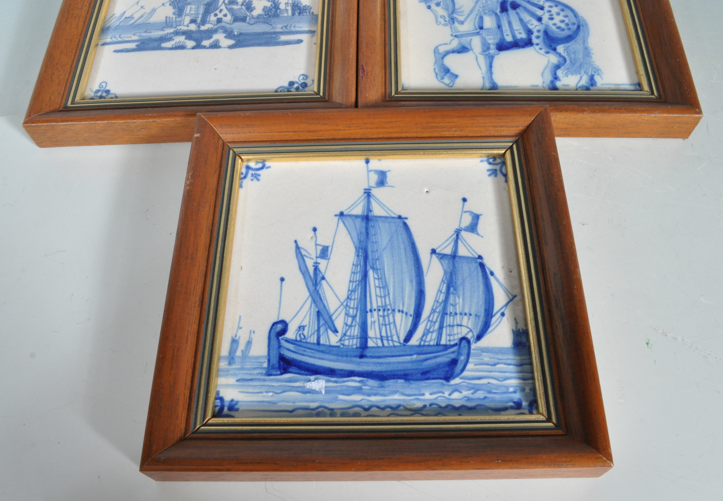 FIVE ANTIQUE DELFT BLUE AND WHITE PAINTED TILES - Image 4 of 5