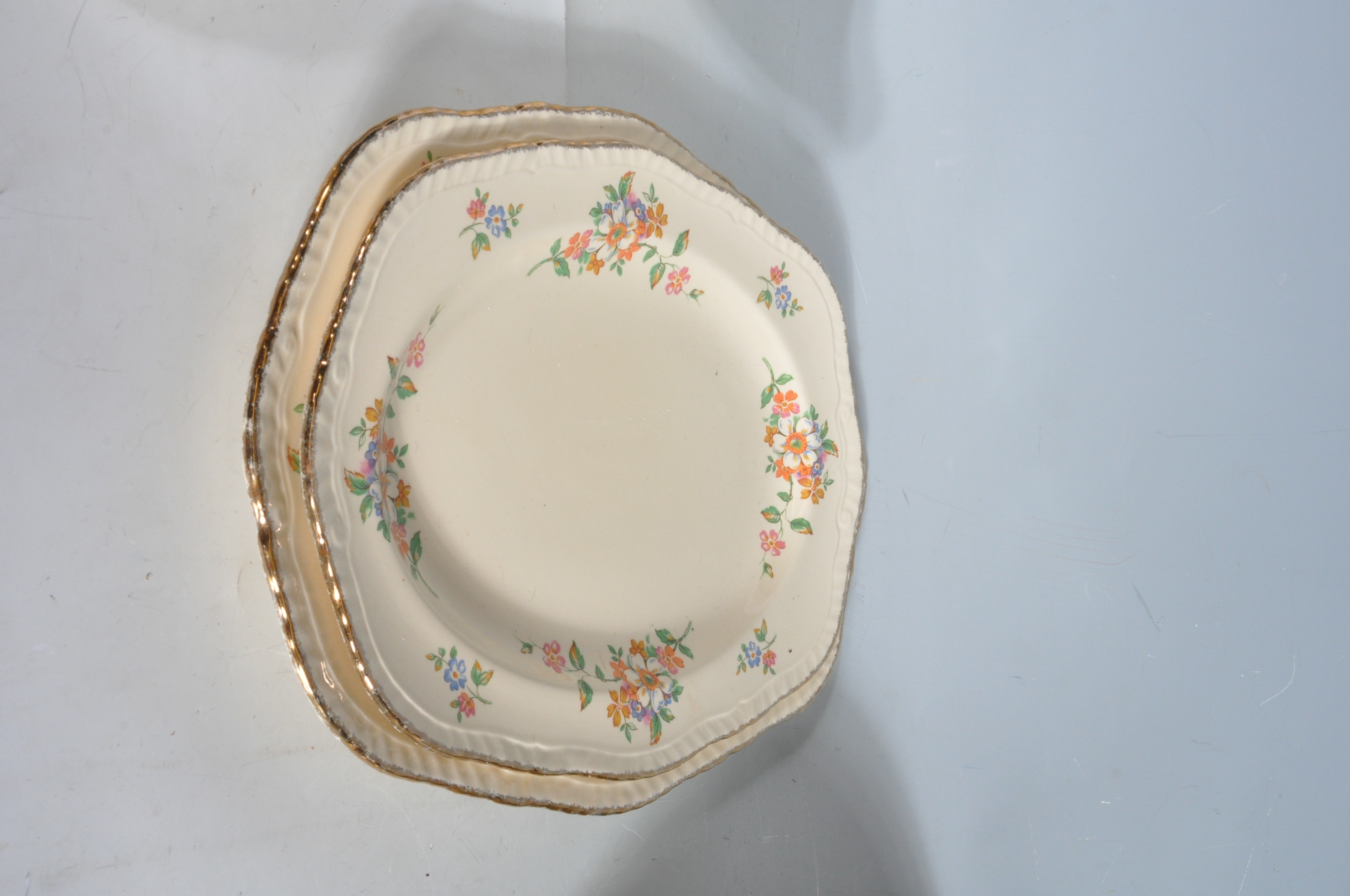 1940’S 31 PIECES ALFRED MEAKIN DINNER SERVICE - Image 8 of 9