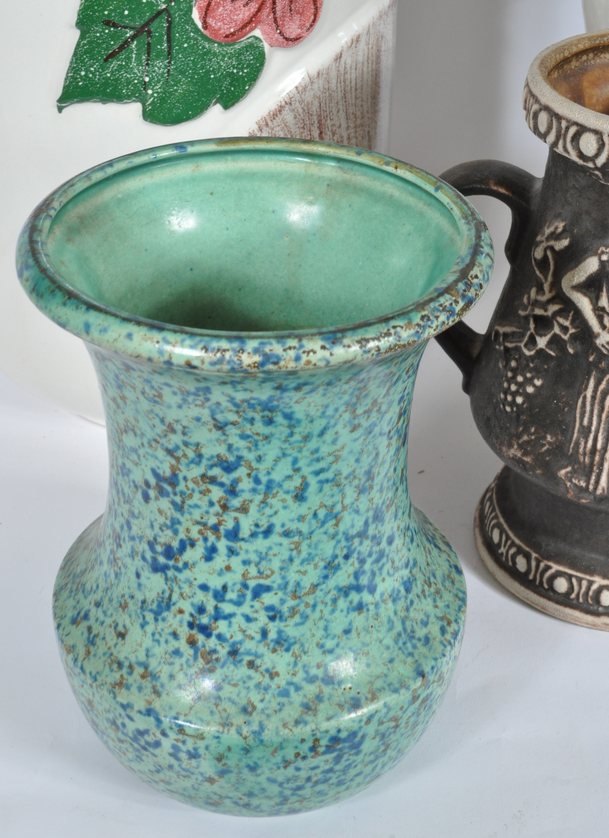 COLLECTION OF STUDIO ART POTTERY VASES - Image 4 of 11