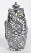 20TH CENTURY WHITE METAL SOVEREIGN CASE IN THE FORM OF AN OWL.