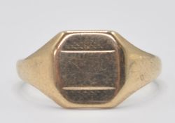 1960'S 9CT GOLD SIGNET RING