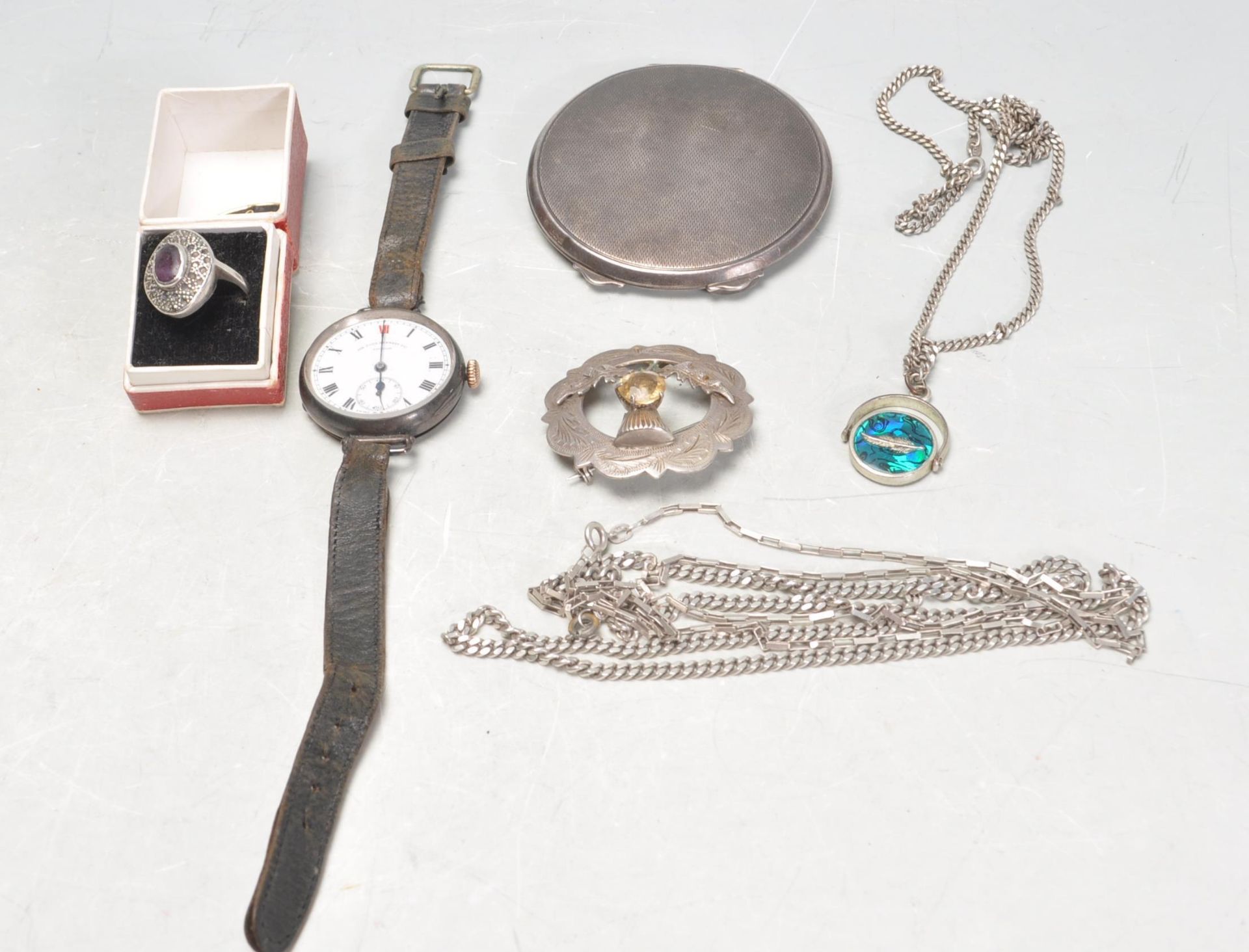 GROUP OF VINTAGE SILVER JEWELLERY AND ACCESSORIES