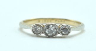 18CT GOLD AND PLATINUM DIAMOND RING