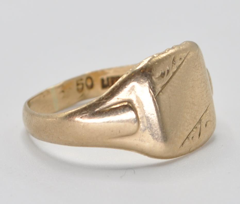 1970'S 9CT GOLD SIGNET RING - Image 5 of 6