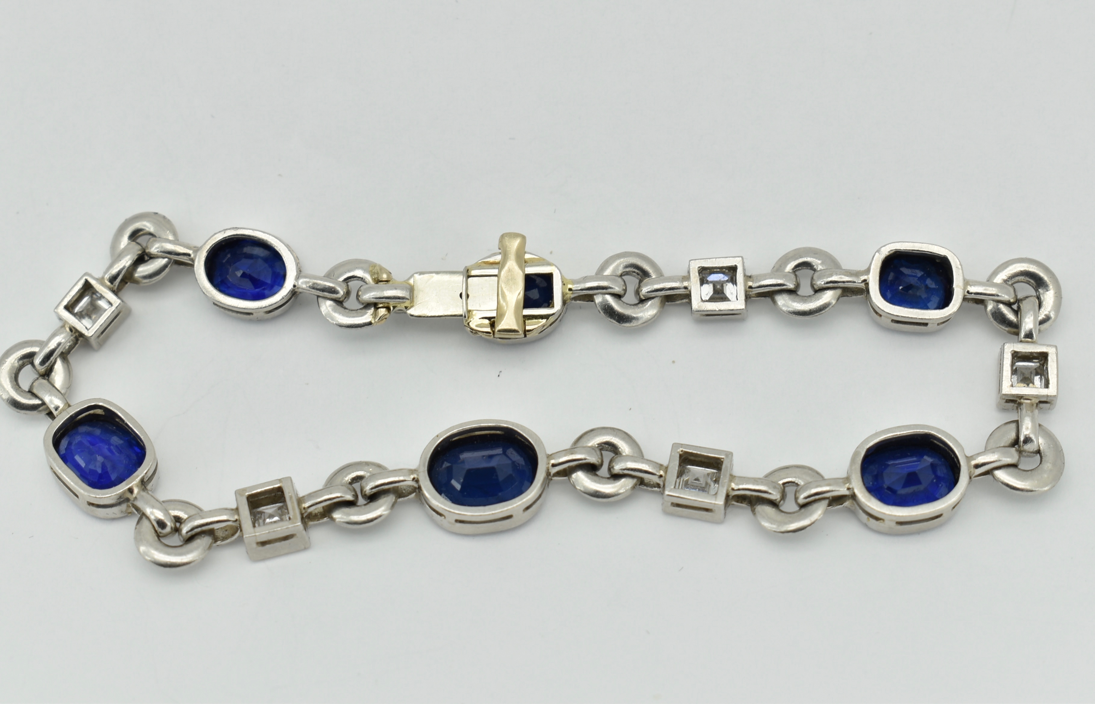 FRENCH PLATINUM SAPPHIRE & DIAMOND BRACELET - Image 3 of 5