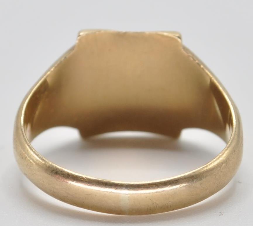 1970'S 9CT GOLD SIGNET RING - Image 6 of 6