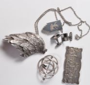 COLLECTION OF SILVER LADIES JEWELLERY.