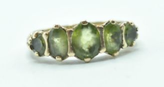 9CT GOLD AND GREEN FIVE STONE RING