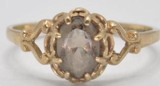 VINTAGE 9CT GOLD RING WITH SMOKEY STONE