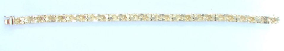 14CT GOLD BARK EFFECT PANEL BRACELET