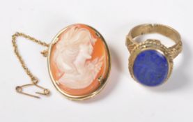 STAMPED 9CT GOLD CAMEO BROOCH TOGETHER WITH A LAPIS LAZULI RING