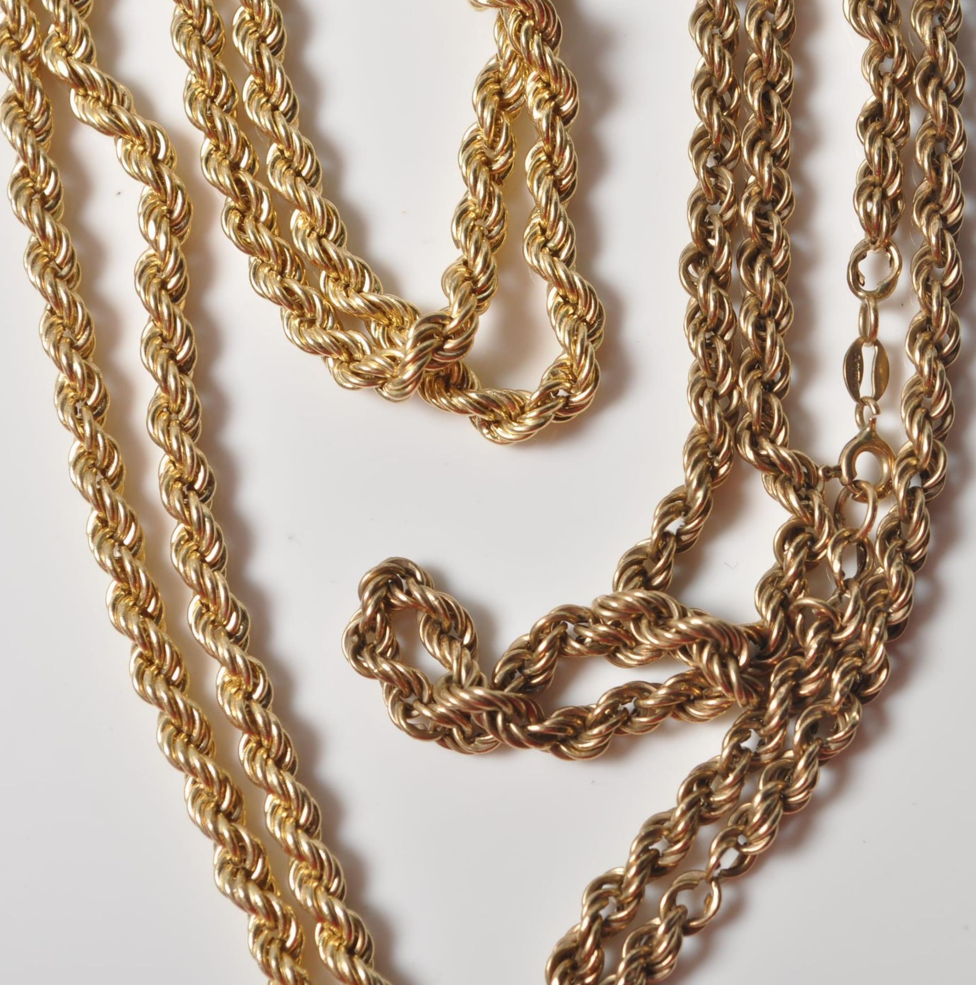 TWO 9CT GOLD ROPE TWIST CHAIN NECKLACES - Bild 5 aus 6