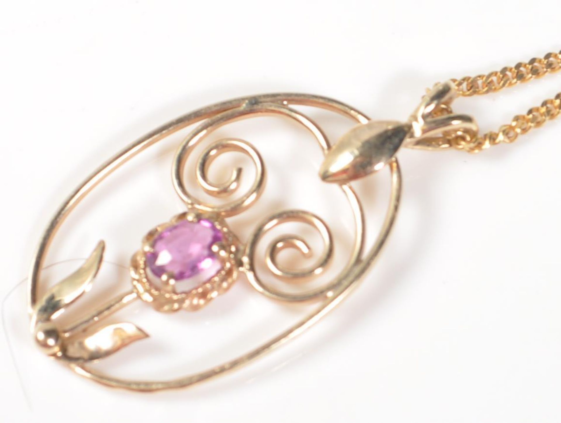 9CT GOLD AND PINK STONE PENDANT NECKLACE - Image 2 of 7