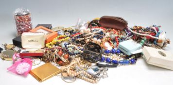 LARGE COLLECTION OF MIXED COSTUME JEWELLERY