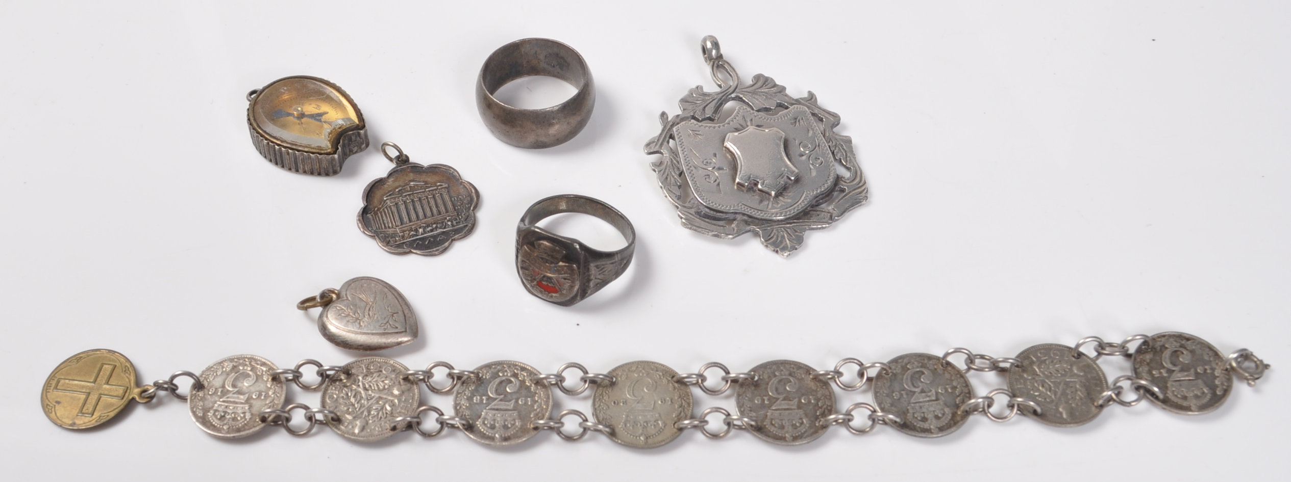 COLLECTION OF VINTAGE SILVER JEWELLERY.