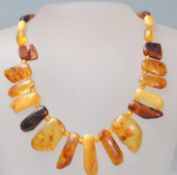 VINTAGE AMBER COLLAR NECKLACE