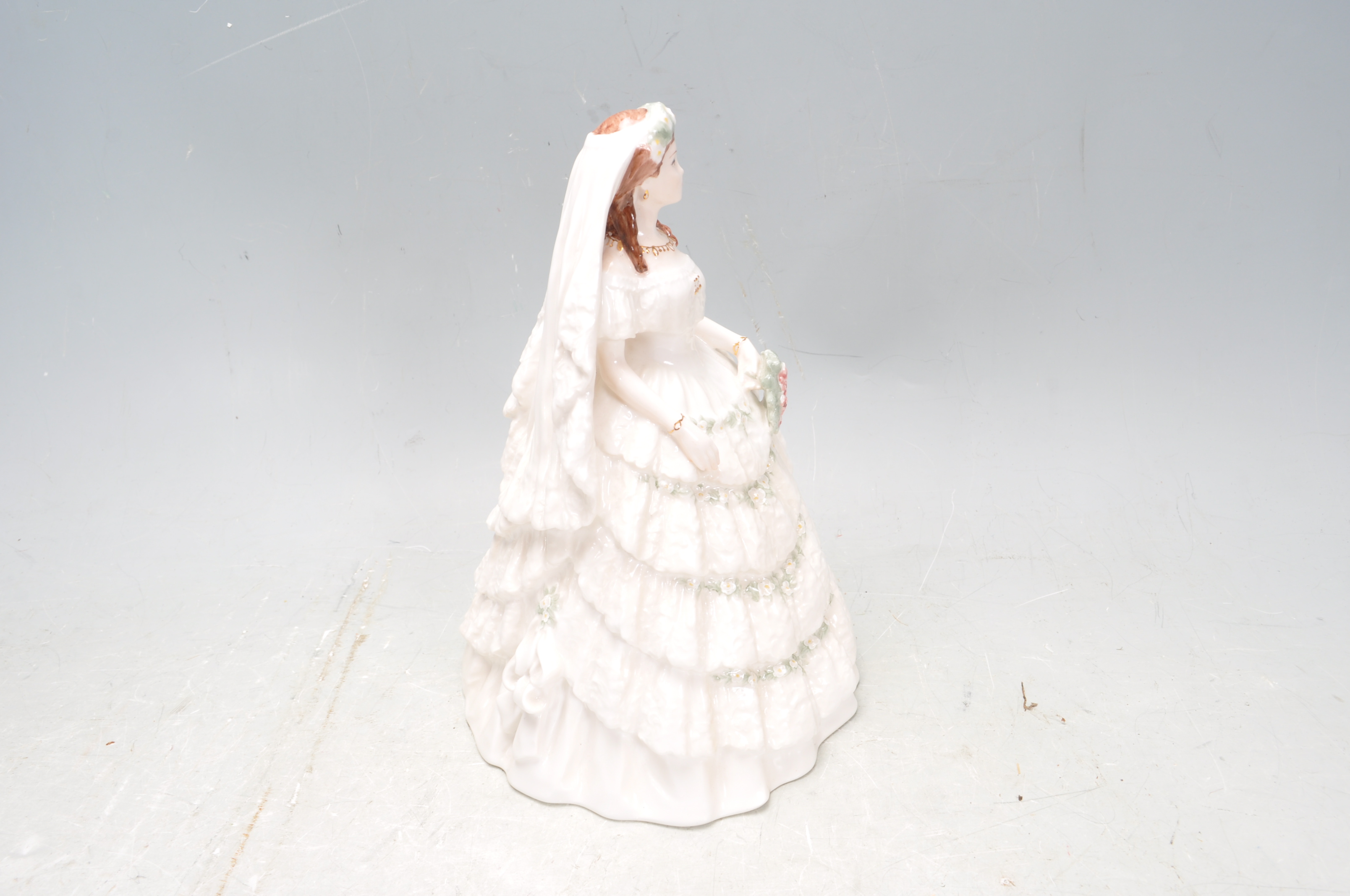 COALPORT PRINCESS ALEXANDRA CERAMIC FIGURINE - Image 4 of 6