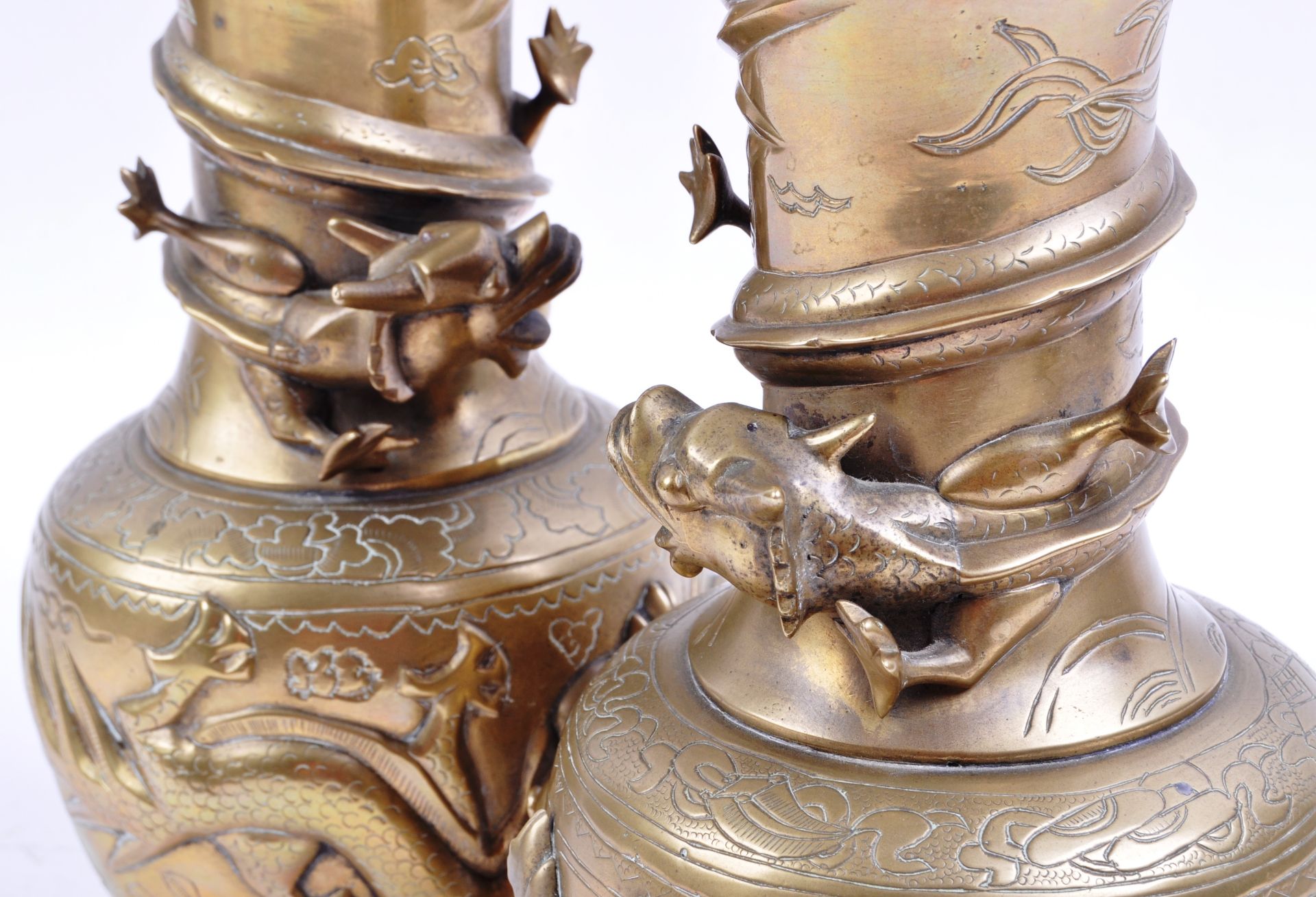 PAIR OF ANTIQUE CHINESE BRASS DRAGON VASES - Image 8 of 8