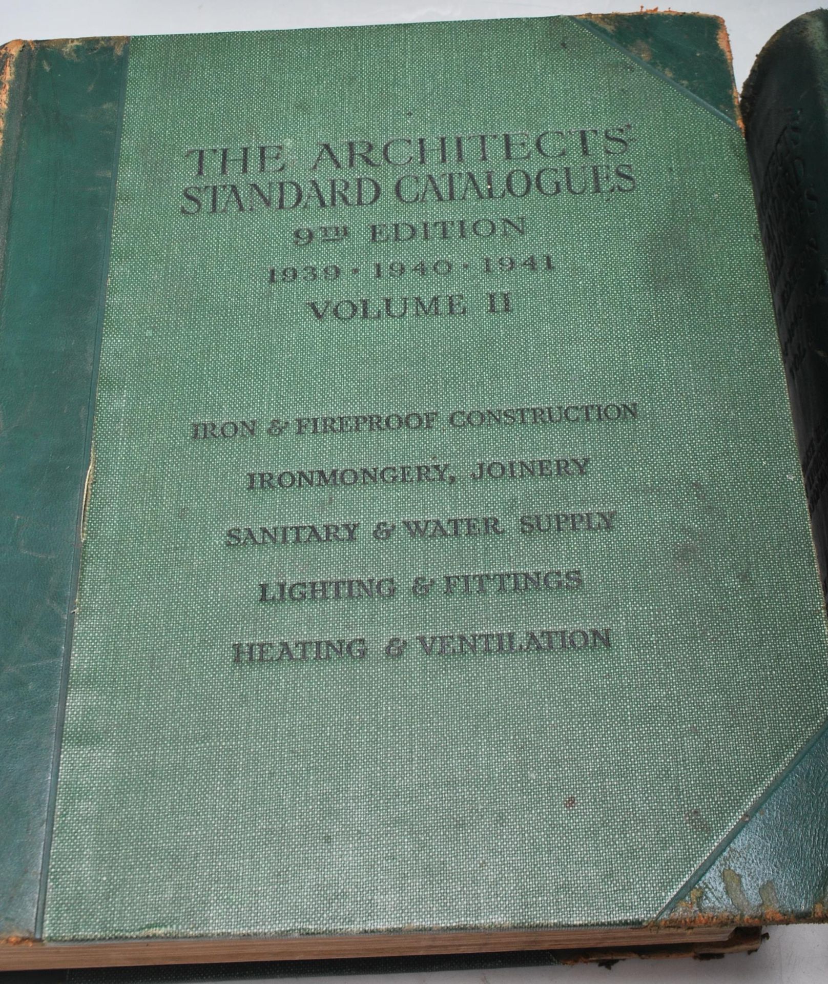 PAIR OF 1930'S ARCHITECTS STANDARD CATALOGUES - Bild 2 aus 13