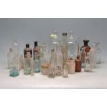 COLLECTION OF MEDICINE / CHEMISTRY GLASS BOTTLES.