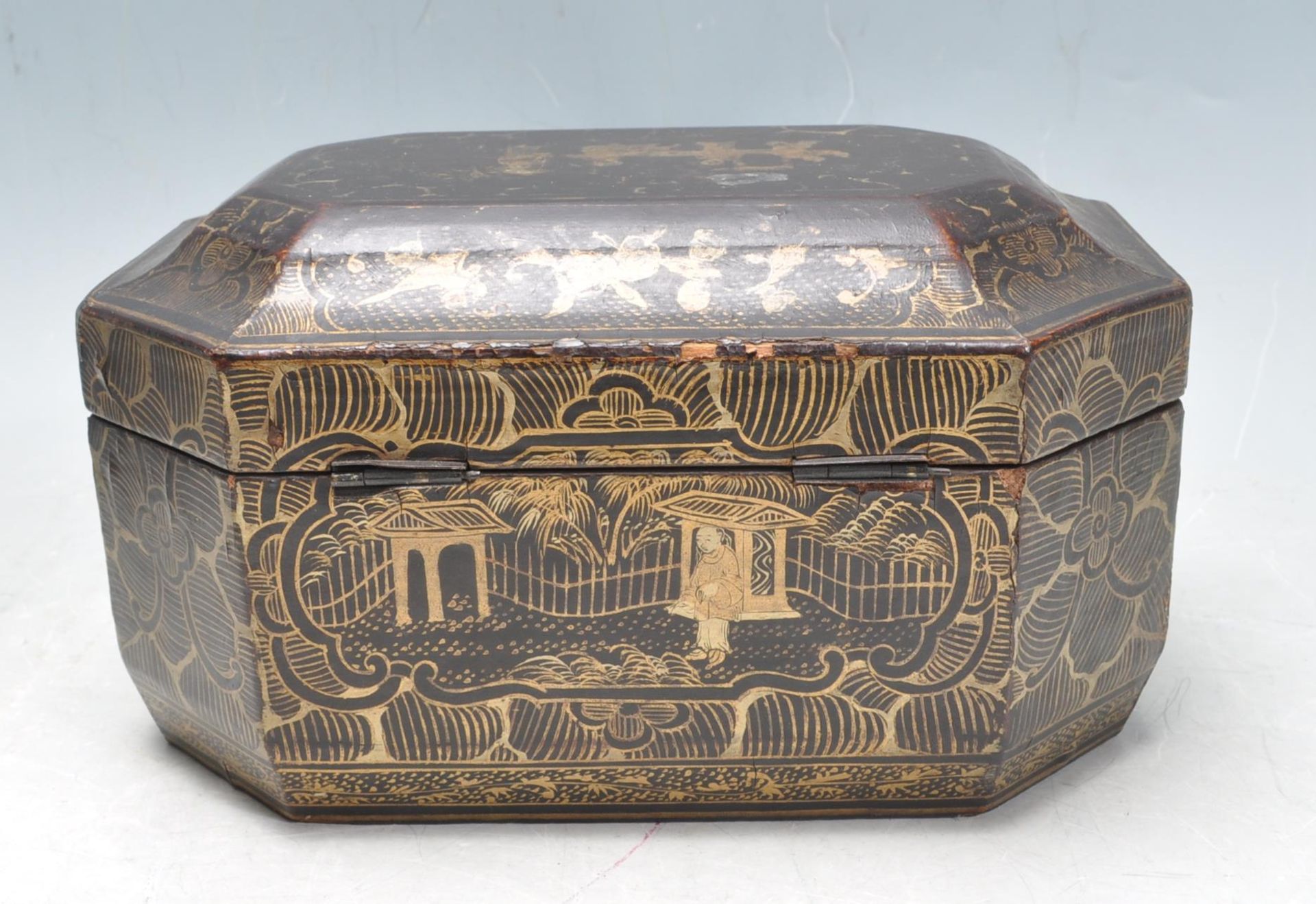19TH CENTURY CHINESE GILT TEA CADDY. - Image 5 of 7