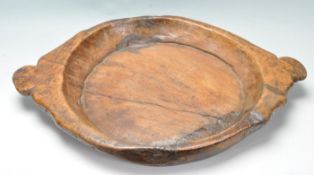 EARLY 20TH CENTURY NORTHERN EUROPEAN WODDEN SERVING TRAY