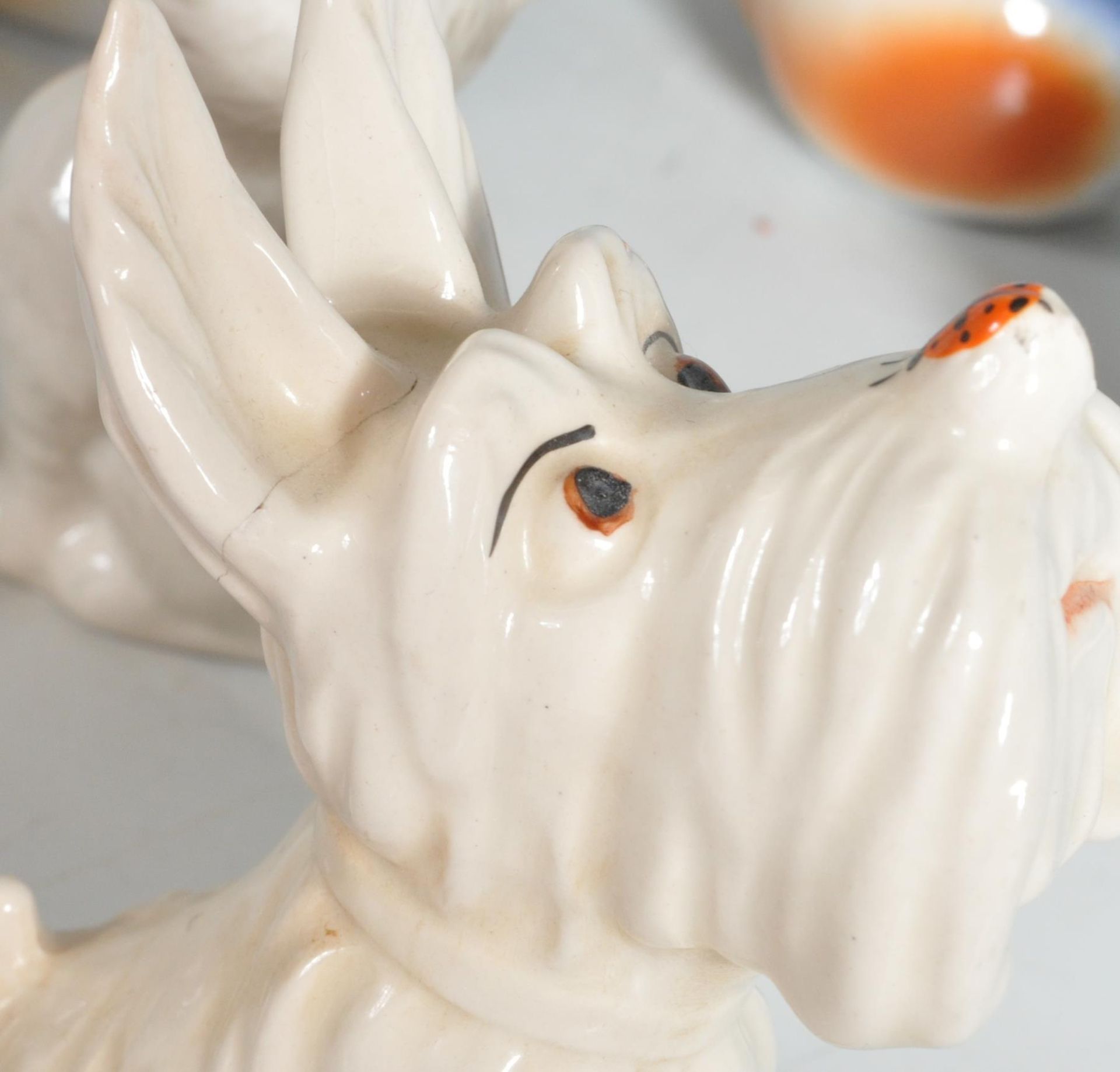 COLLECTION OF CERAMIC ANIMAL FIGURINES - Image 12 of 13
