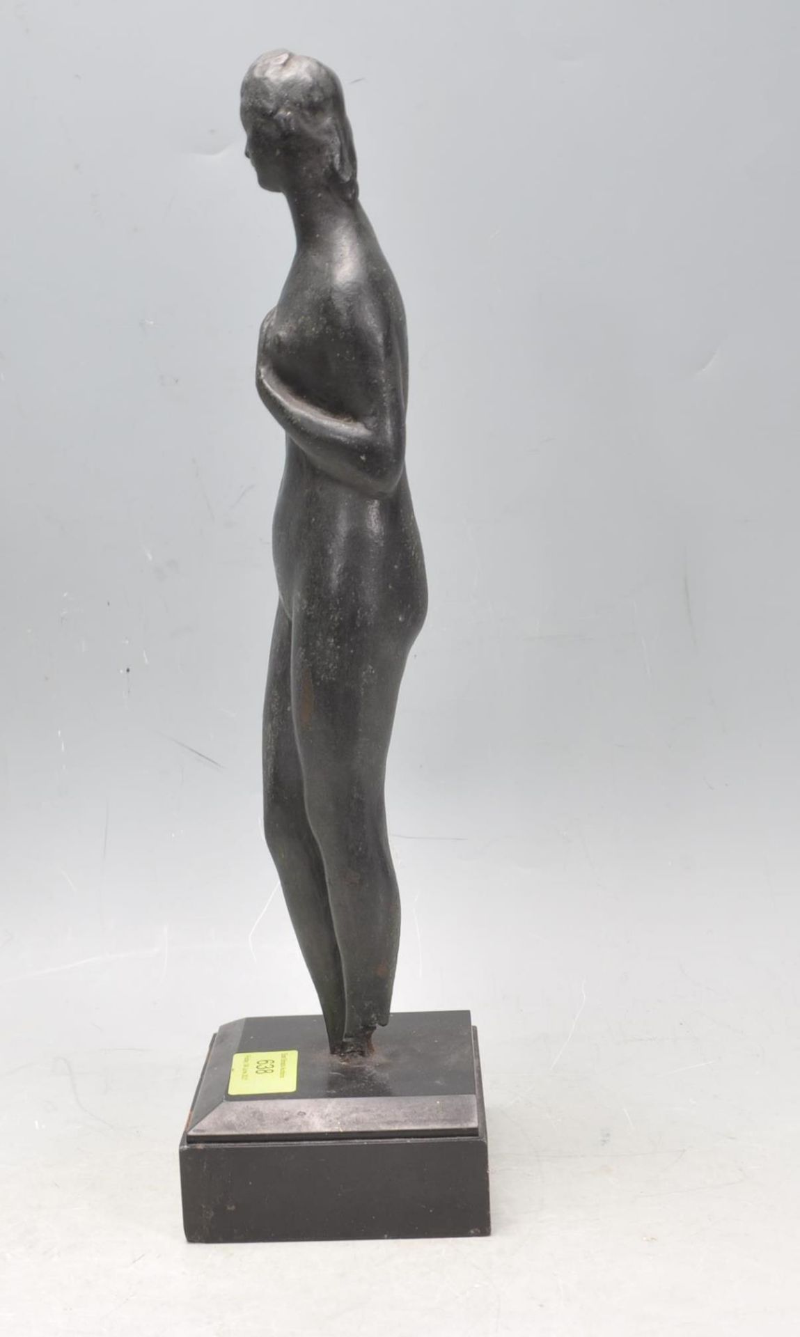 20TH CENTURY BRONZE FIGURINE OF A VENUS. - Image 4 of 6