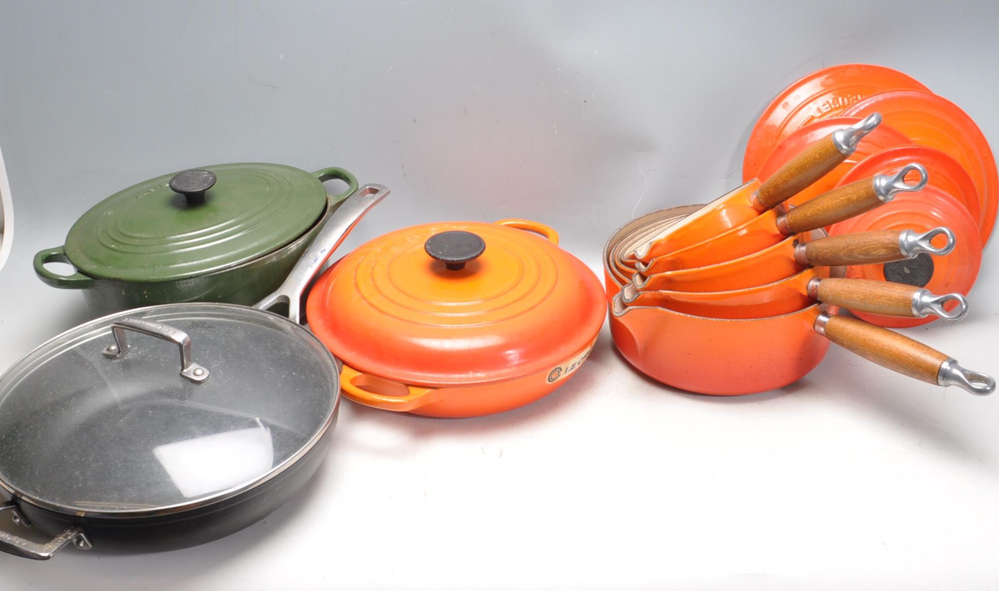 COLLECTION OF VINTAGE LE CREUSET KITCHEN WARE - Image 2 of 5