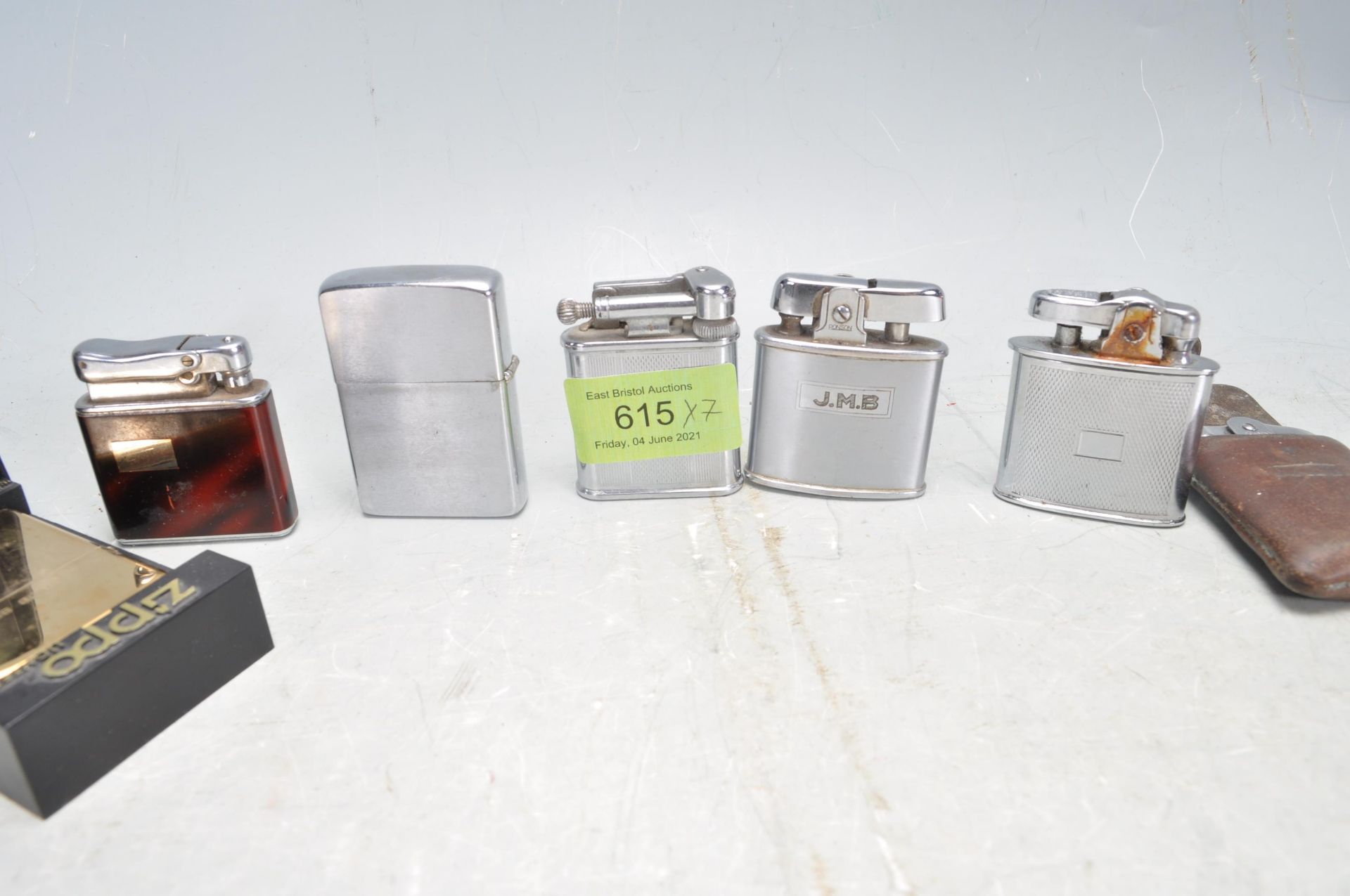 COLLECTION OF VINTAGE LIGHTERS - Image 3 of 4
