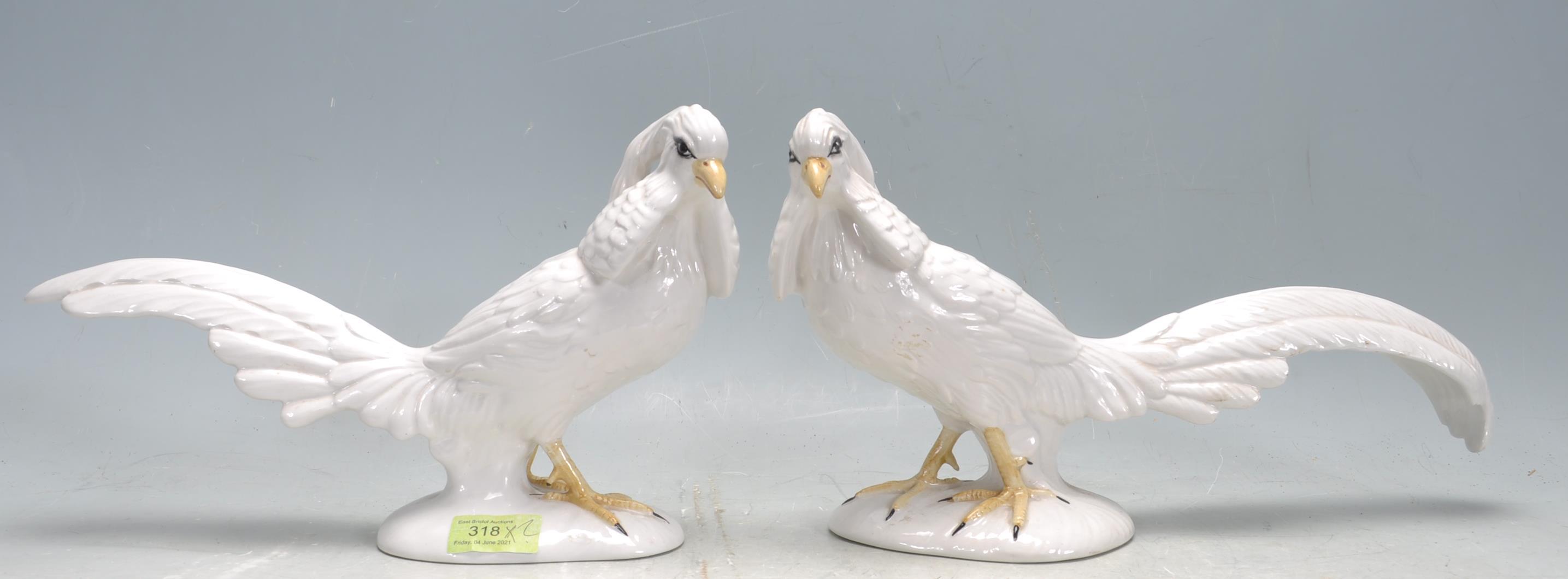 PAIR OF VINTAGE 20TH CENTURY ITALIAN CERAMIC COCKATOO BIRDS