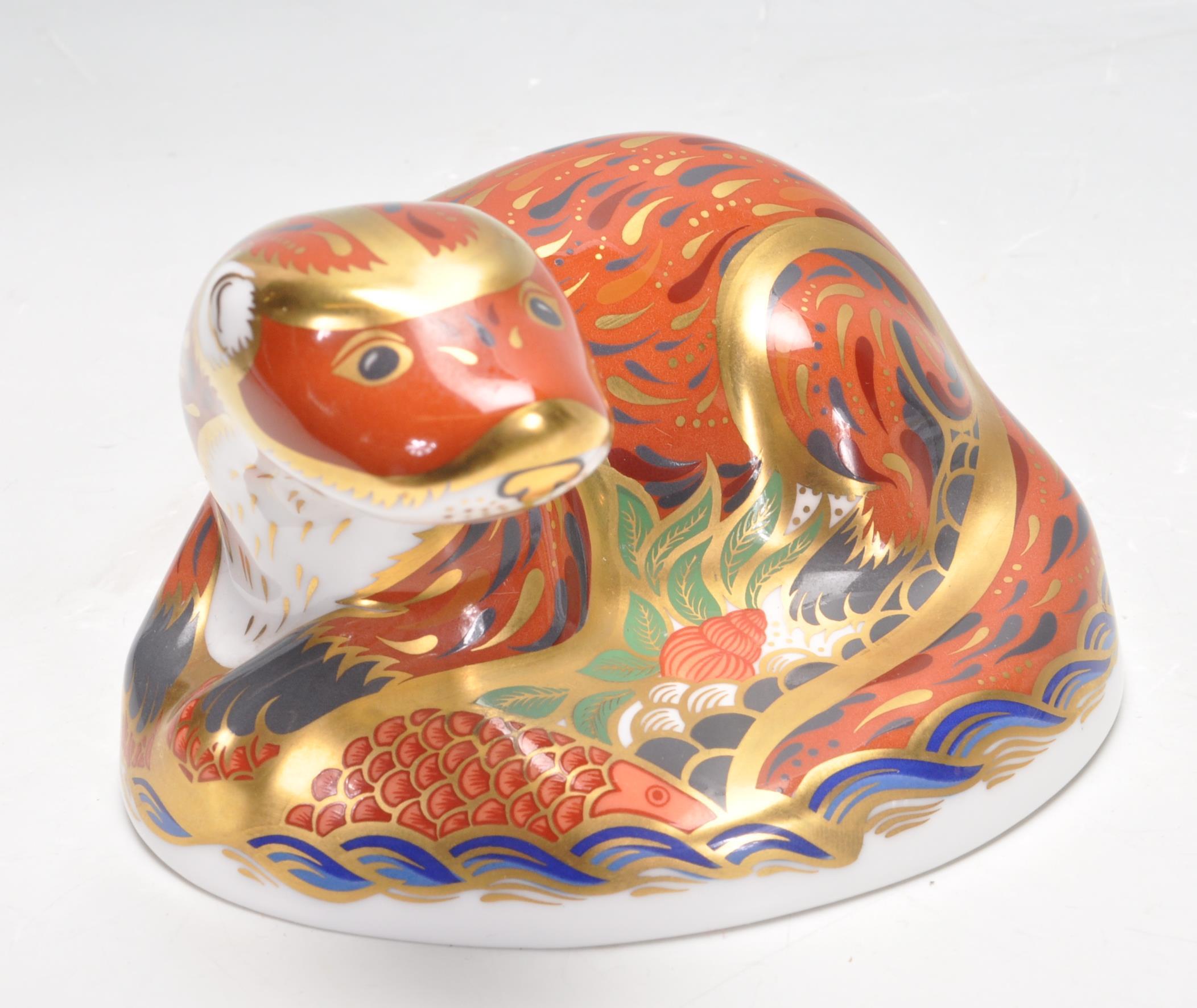 ROYAL CROWN DERBY OTTER PAPERWEIGHT