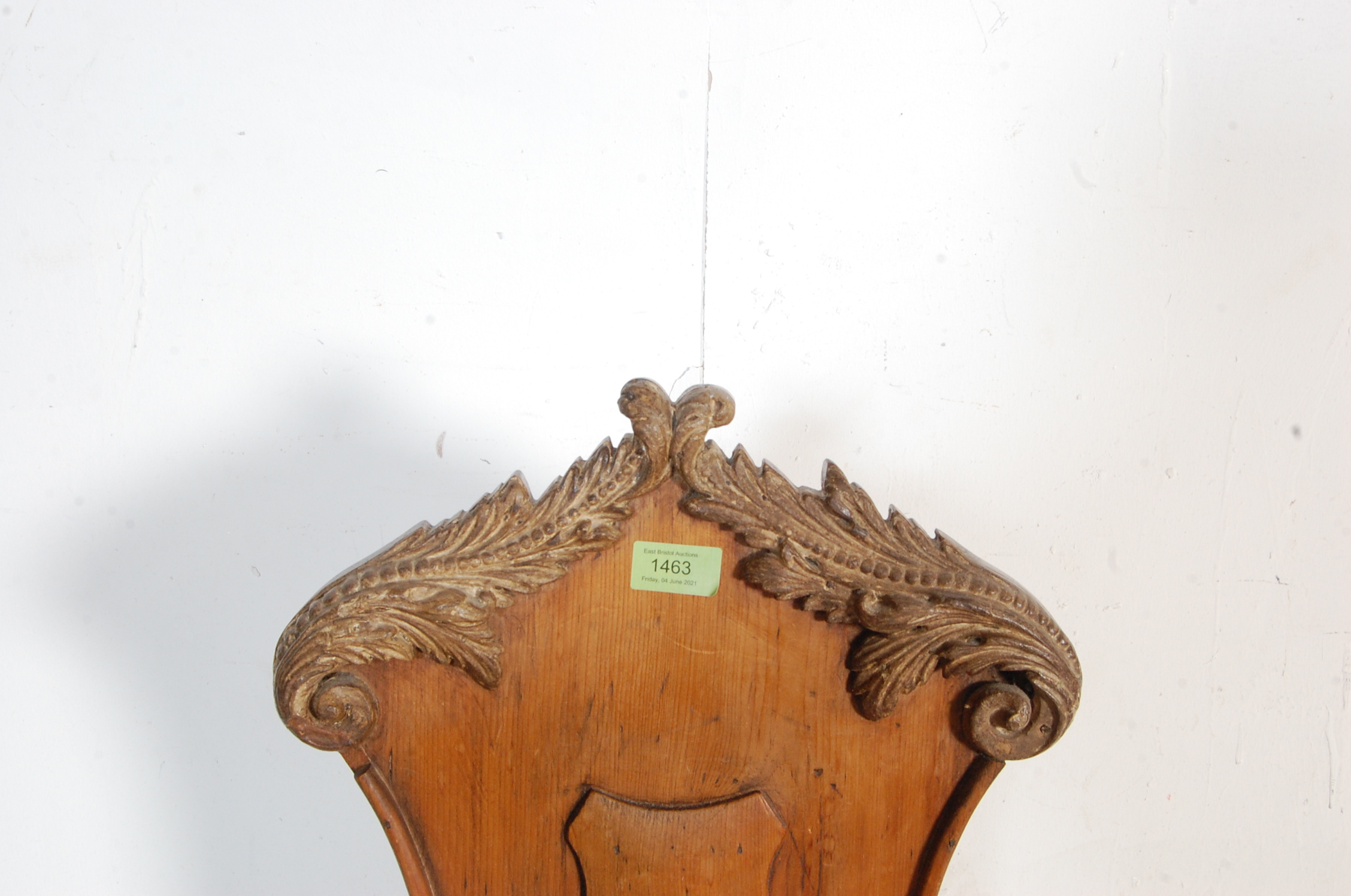 19TH CENTURY VICTORIAN OAK CARVED HALL CHAIR - Image 3 of 5