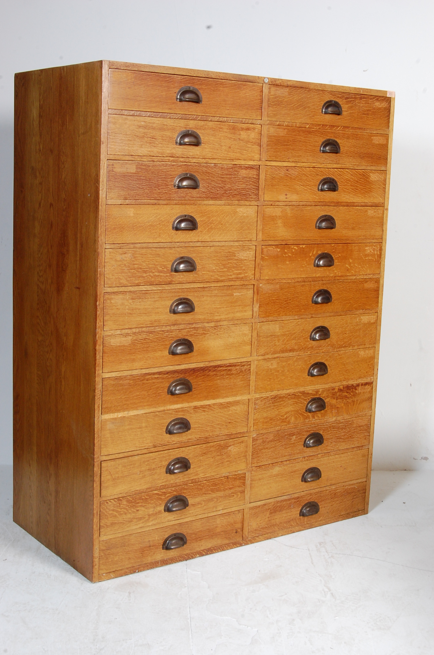 LARGE IMPRESSIVE EARLY 20TH CENTURY VINTAGE MUSEUM SPECIMEN CABINET