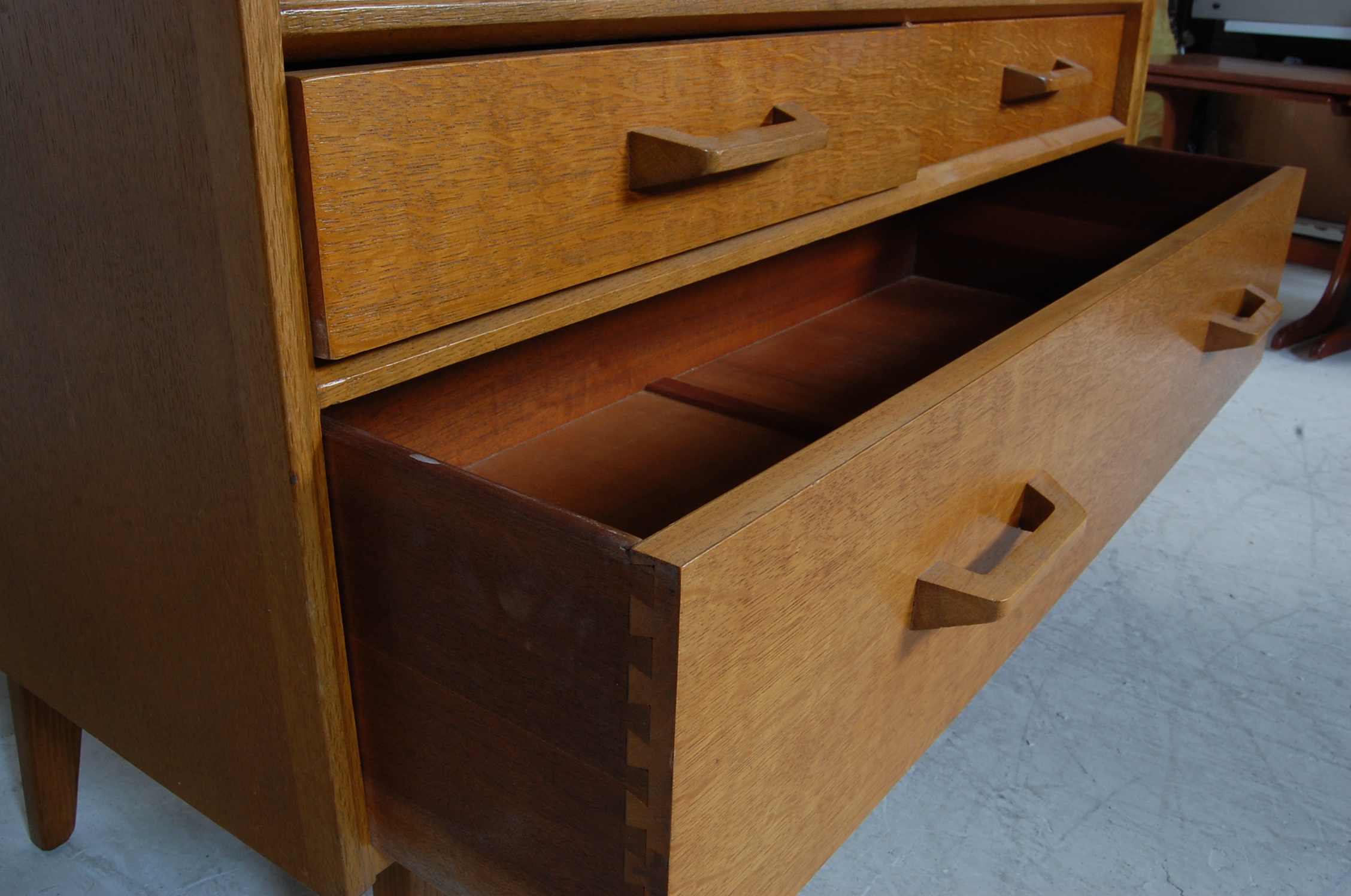 RETRO VINTAGE MID 20TH CENTURY GOLDEN OAK DRESSING TABLE - Image 6 of 7