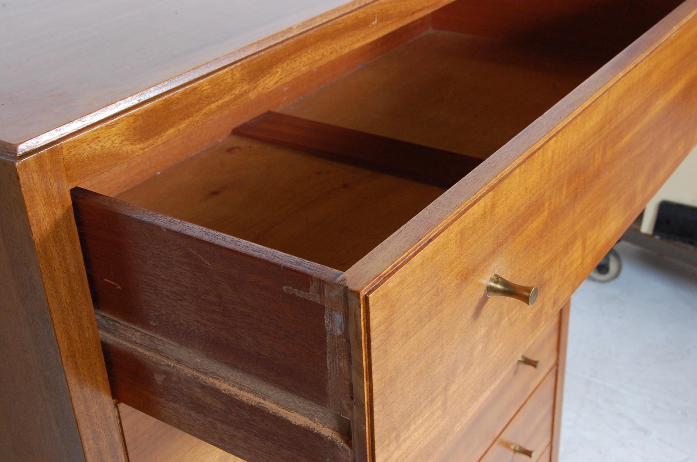 RETRO VINTAGE 1970S TEAK WOOD CHEST OF DRAWERS - Image 2 of 4