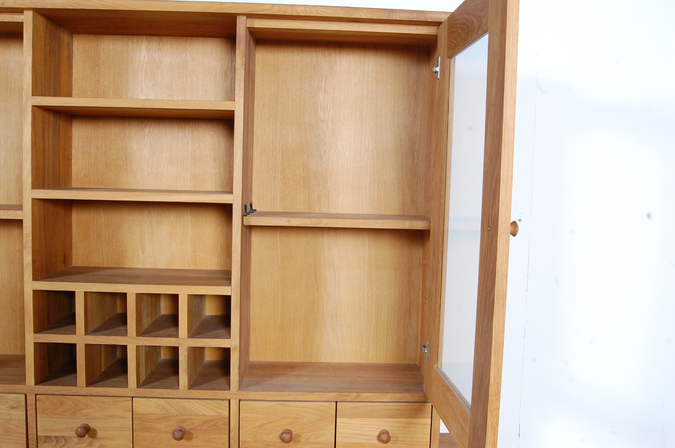 OAK FURNITURE LAND DRESSER - Image 5 of 9