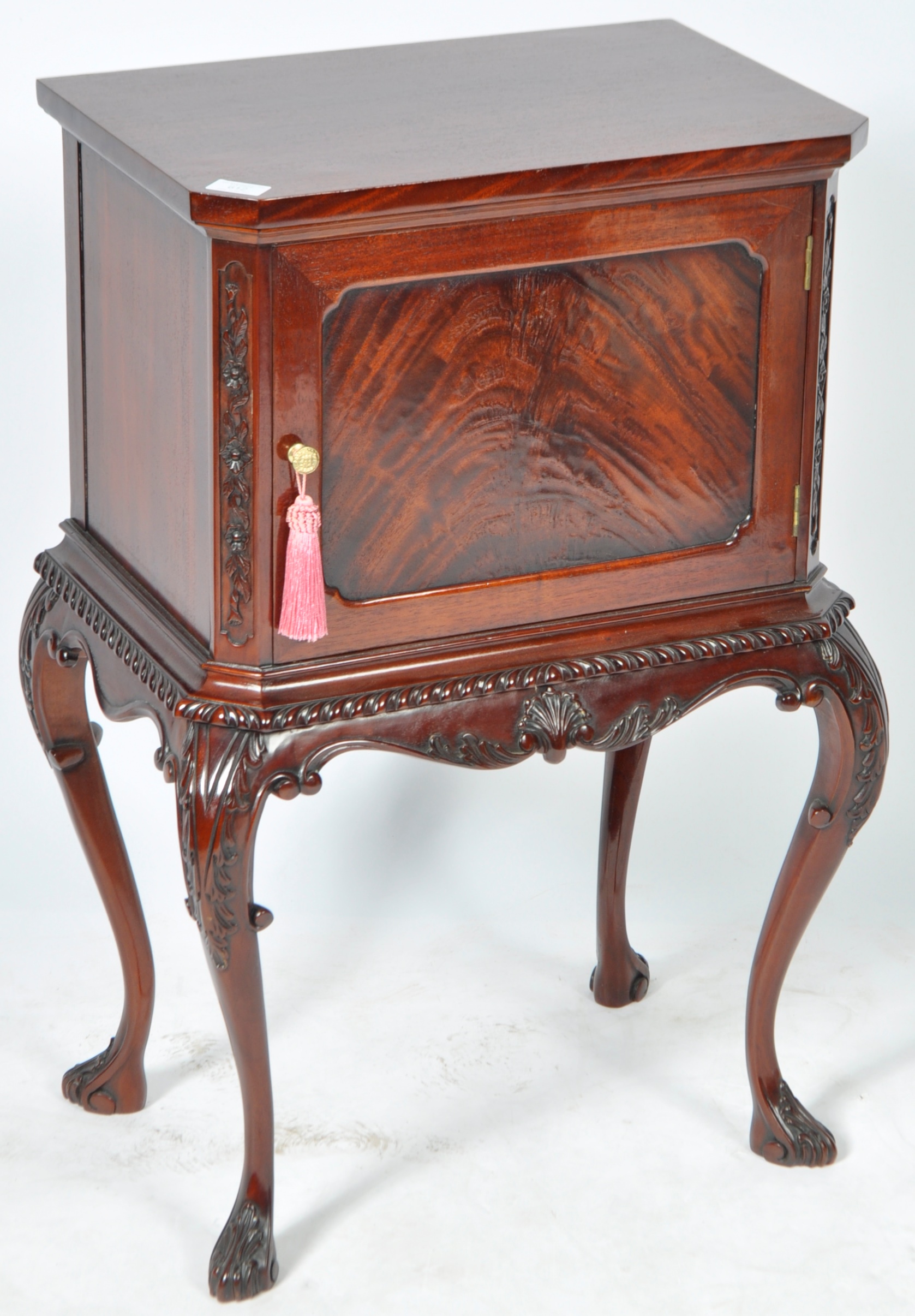 ANTIQUE REVIVAL FLAME MAHOGANY POT CUPBOARD / BEDSIDE - Image 2 of 8