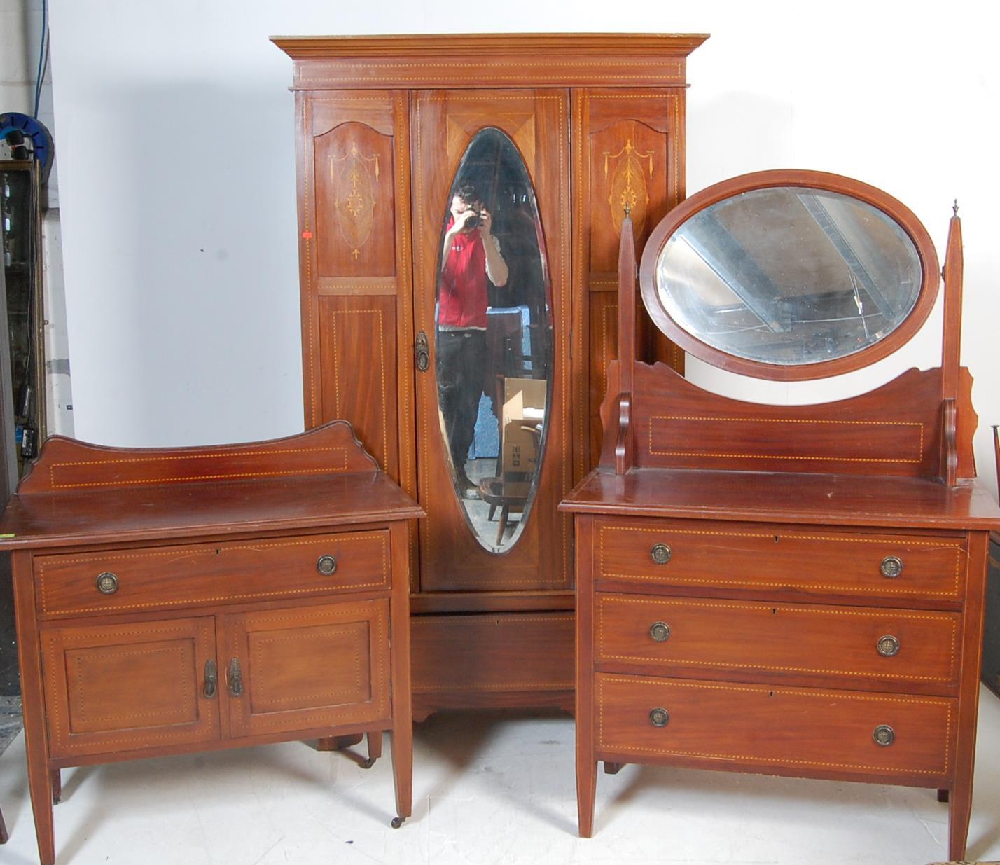 EDWARDIAN MAHOGANY INLAID CHEST OF DRAWERS