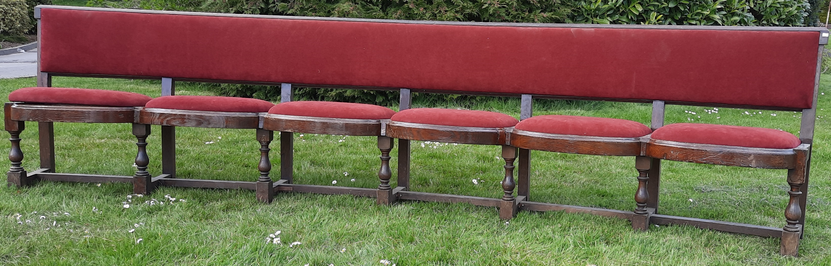 LARGE AND IMPRESSIVE OAK THEATER / CINEMA SEATS - Image 2 of 9