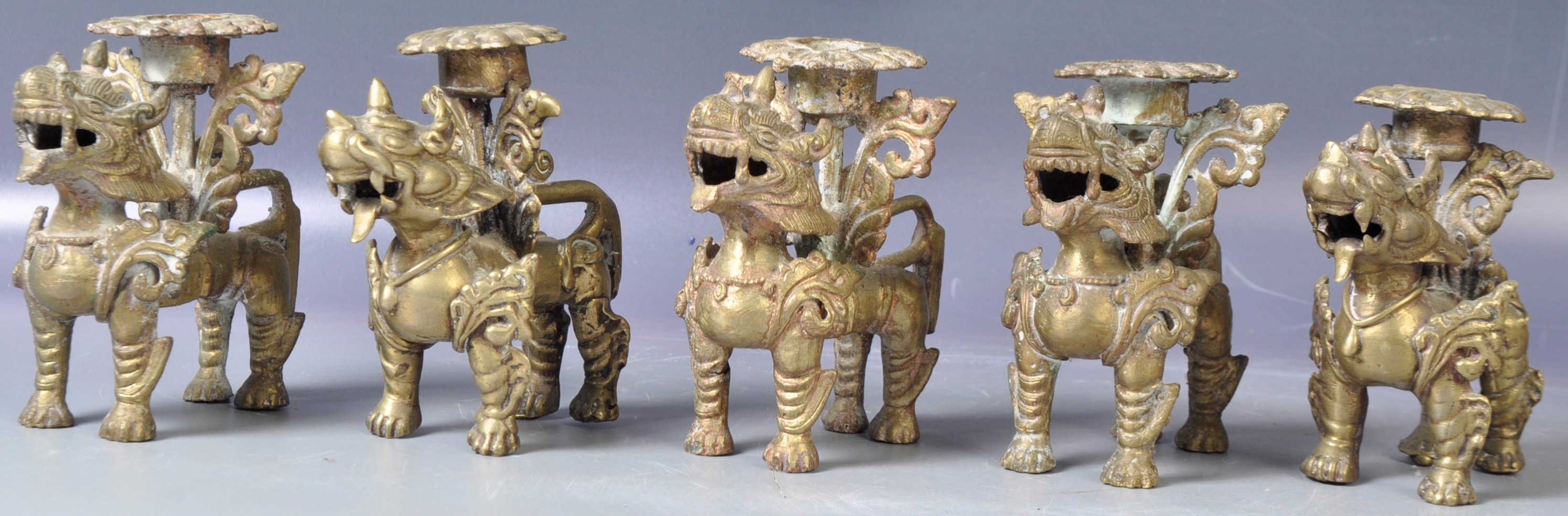 19TH CENTURY ANTIQUE TIBETAN FOO DOG CENTERPIECE - Image 5 of 6