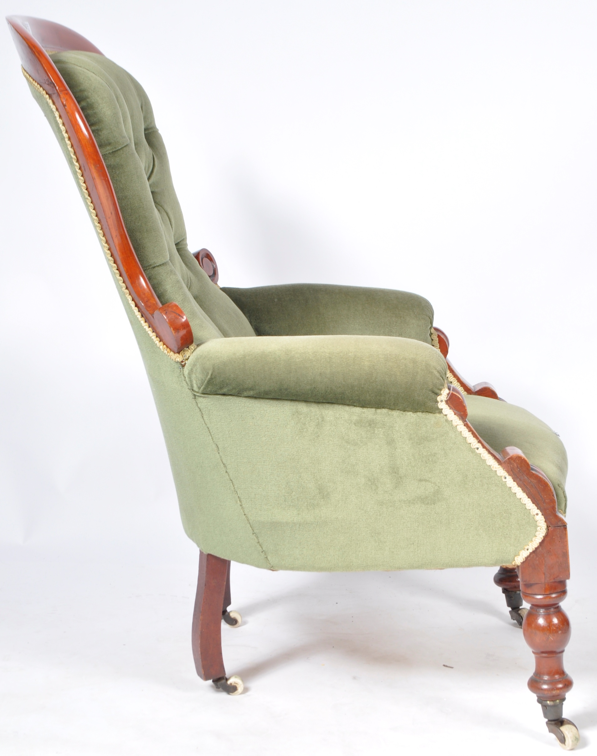 19TH CENTURY VICTORIAN MAHOGANY BUTTON BACK CHAIR - Image 7 of 9