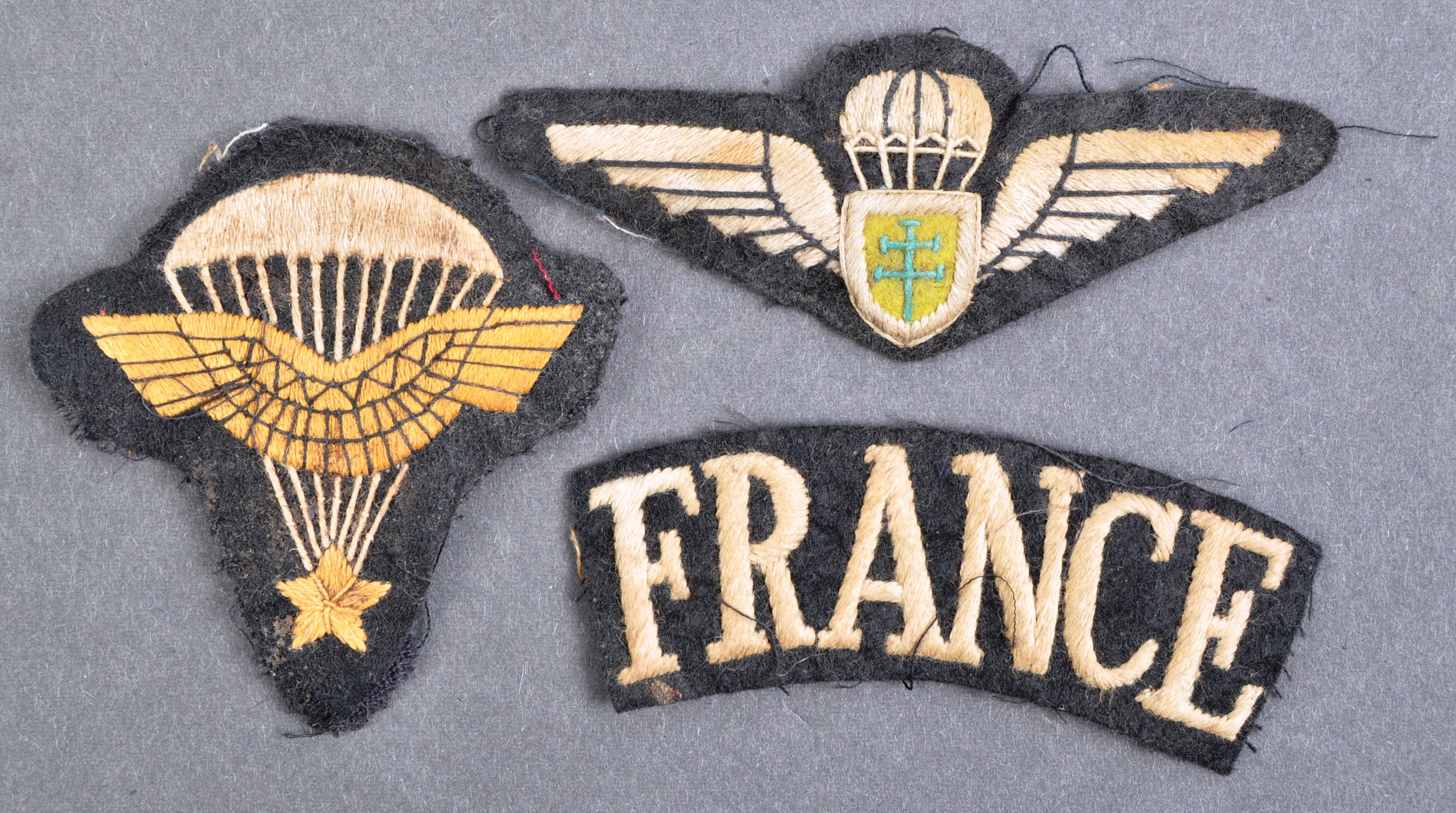 COLLECTION OF WWII SECOND WORLD WAR INTEREST CLOTH PATCHES