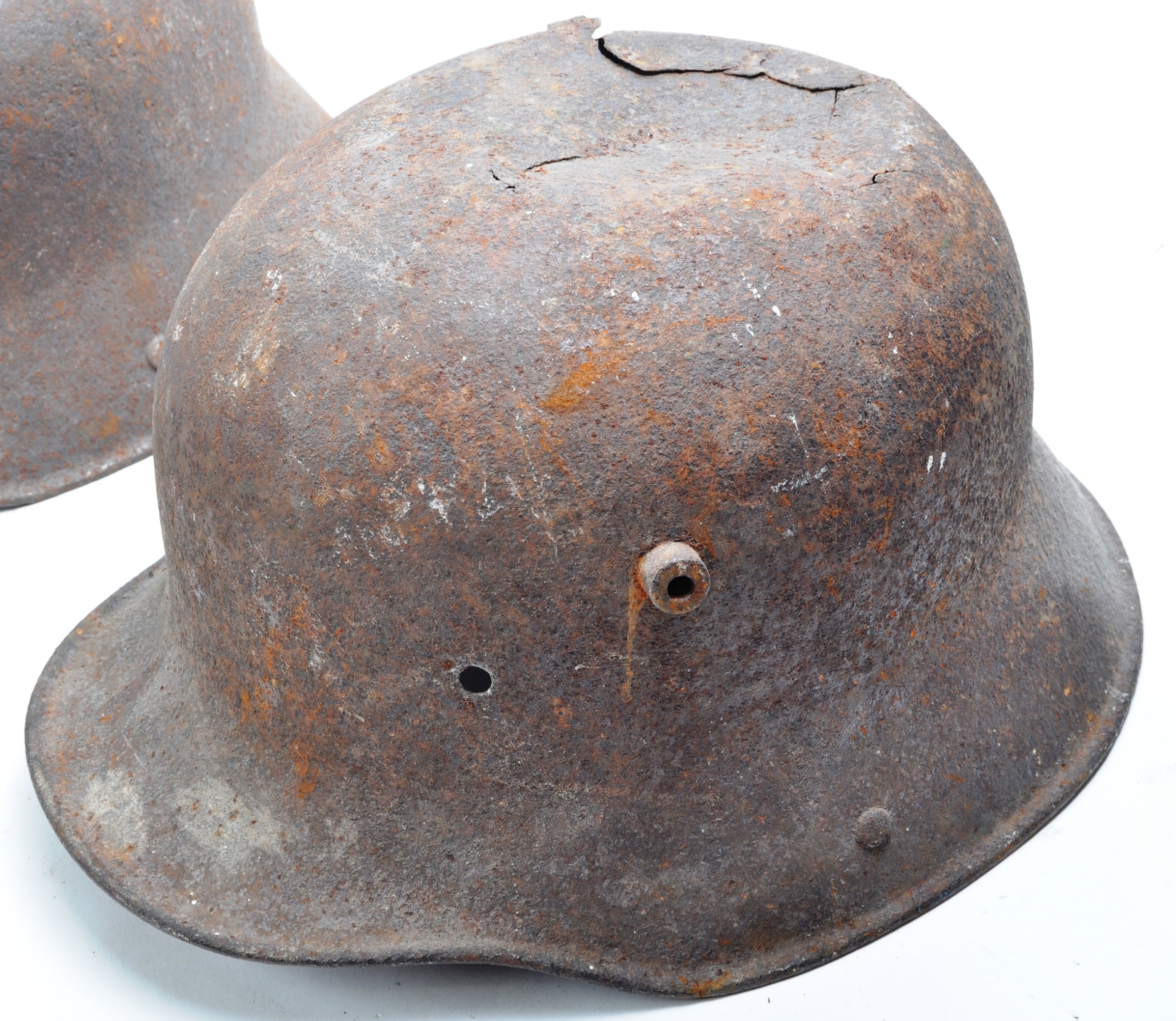 WWI FIRST WORLD WAR RELIC HELMETS - BRITISH & GERMAN - Image 5 of 11