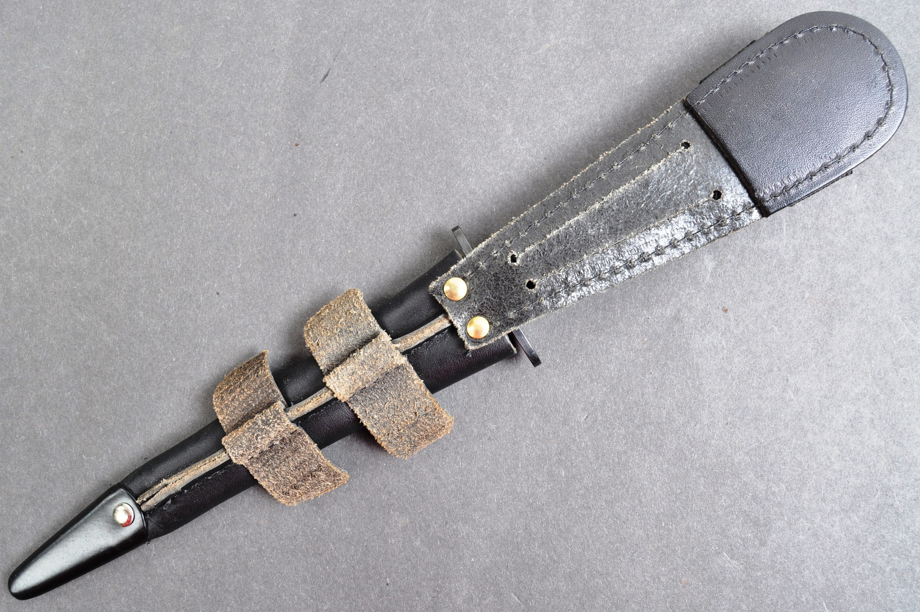 ORIGINAL BRITISH 3RD PATTERN FAIRBAIRN SYKES COMMANDO KNIFE - Image 9 of 10