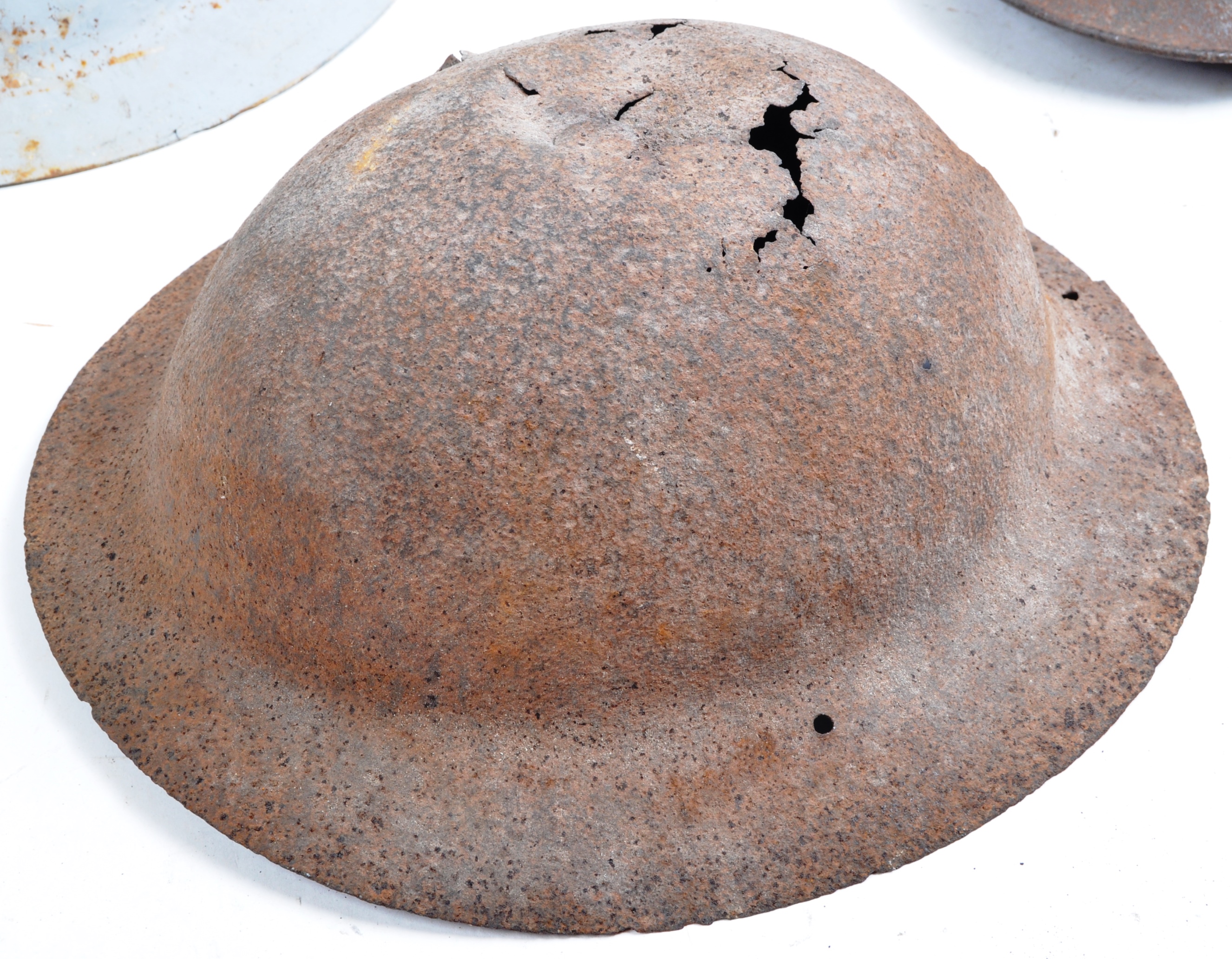 WWI FIRST WORLD WAR RELIC HELMETS - BRITISH & GERMAN - Image 3 of 11