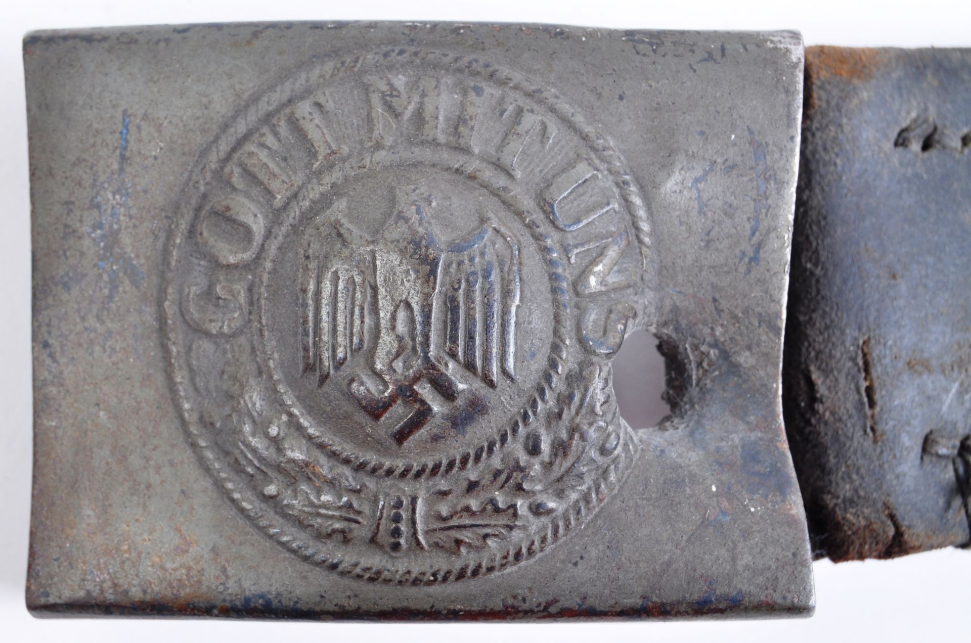 ORIGINAL WWII SECOND WORLD WAR GERMAN BELT BUCKLE W/BULLET HOLE - Image 2 of 5