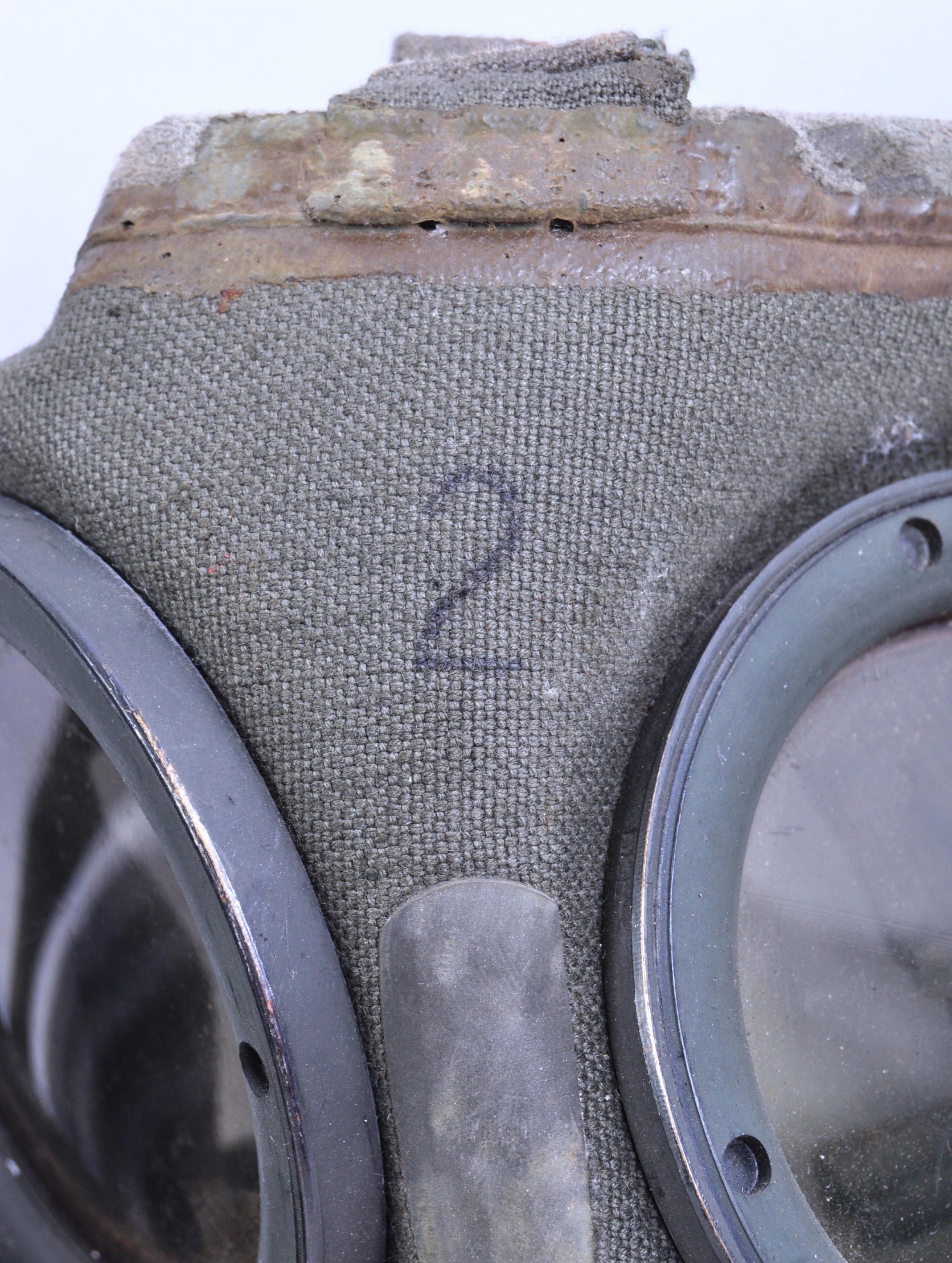 WWII SECOND WORLD WAR GERMAN THIRD REICH GAS MASK - Image 6 of 9