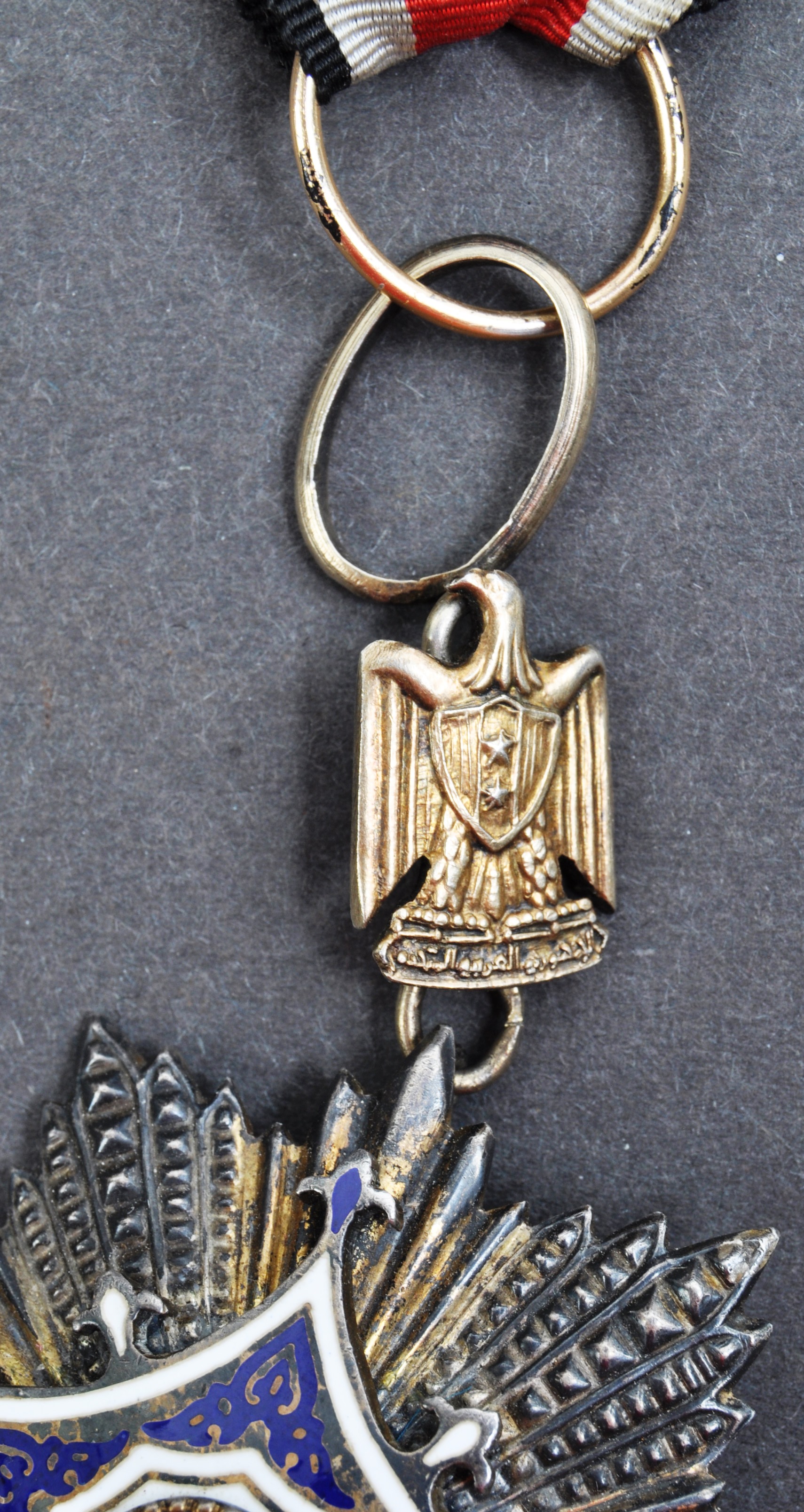 AN EGYPT ORDER OF MERIT NISHAN AL-ISTIHQAQ GRAND CROSS CASED SASH BADGE - Image 7 of 9